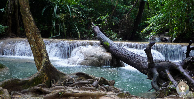 Einer der ersten Wasserfälle im Erawan Nationalpark, Thailand