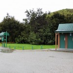 Self Registration und Toiletten auf dem Campingplatz in Neuseeland Boundary Creek DOC