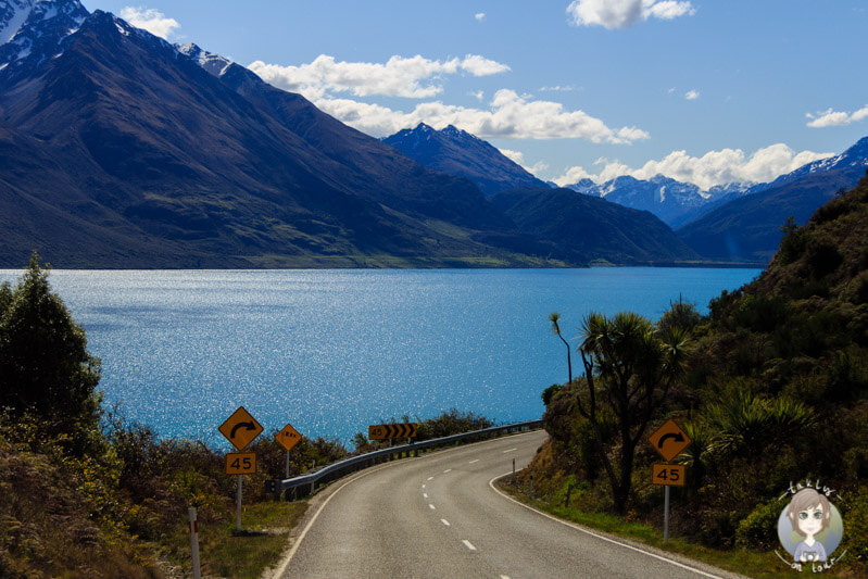 Fahrt Richtung Glenorchy am Lake Wakatipu entlang