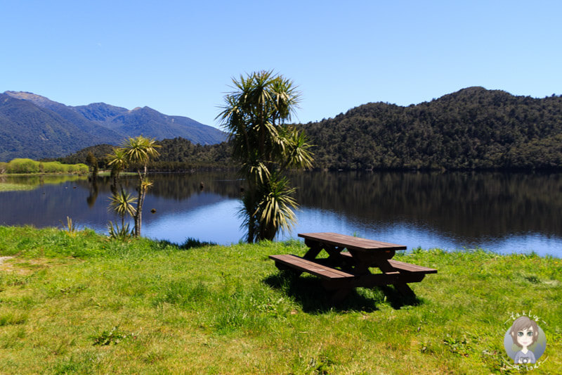 Der Lake Poerua am Lake Brunner Tourist Drive, Neuseeland