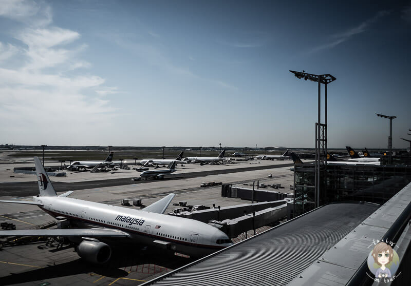 Ein Blick von der Aussichtsterrasse am Frankfurter Flughafen