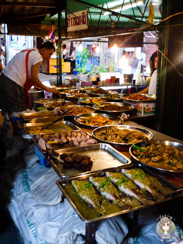 Ein Straßenstand in Bangkok, Thailand