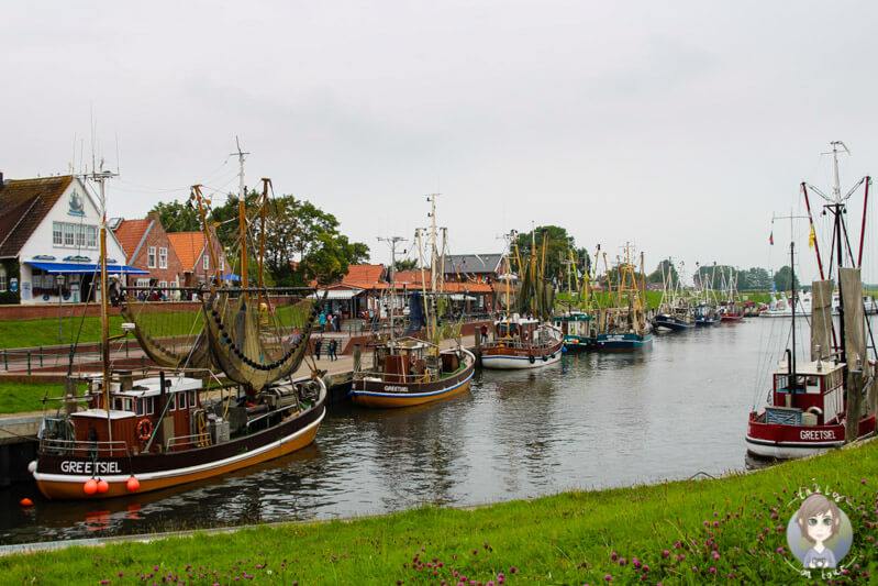 Blick auf den Hafen von Greetsiel, Ostfriesland