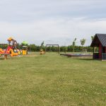 Kinderspielplatz auf dem Nakskov Fjord Camping in Dänemark