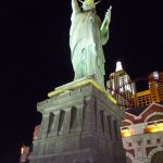 Hotel New York in Las Vegas bei Nacht