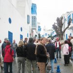 Auf der Hauptstraße von Sidi Bou Said ist einiges los