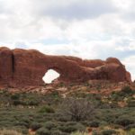 Ein Arch am Ende der The Windows Road im Arches National Park