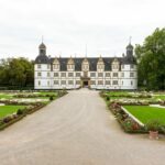 Schloß Neuhaus in Paderborn: Ein toller Ausflug für Familien, Kultur- und Naturinteressierte