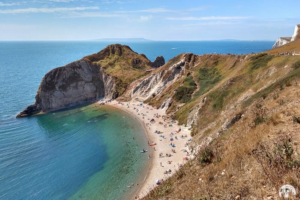 Blick auf die Jurassic Coast auf einem England Roadtrip